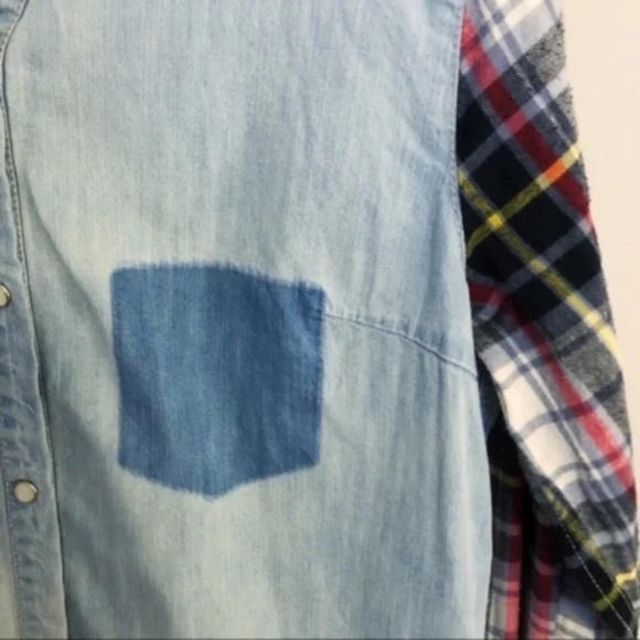 Life in Progress Chambray Denim Flannel Shirt - Picture 2 of 7
